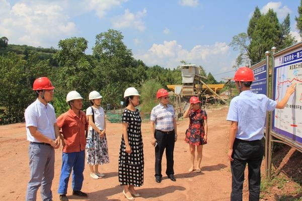 省水利廳機關黨委趙斌書記一行到工程局檢查指導工作