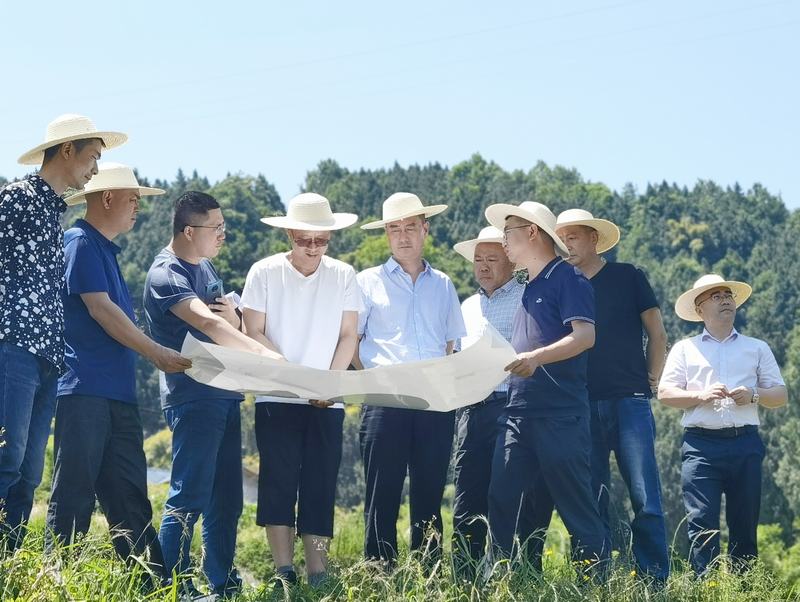 袁斌帶隊實地調(diào)研亭子口灌區(qū)一期I標(biāo)工程