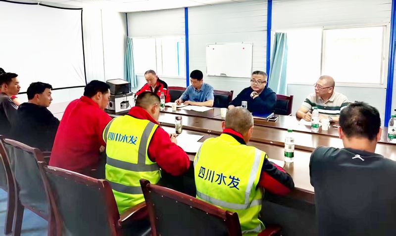 羅雪到九龍縣三四溝、麻窩溝水電站開展安全生產及防洪渡汛督導檢查